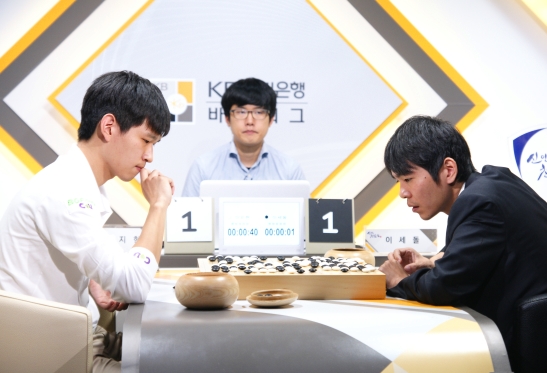 흑역사 쓴 이세돌...'승률 5 할↓' 시즌 마감 